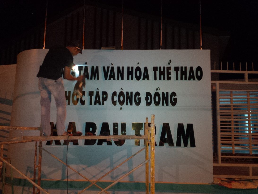 Làm Bảng Hiệu Quảng Cáo Giá Rẻ Tại Long Khánh