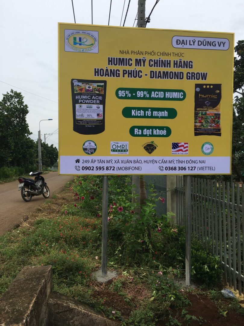 Mẫu Bảng Hiệu Treo Để Khách Hàng Tham Khảo