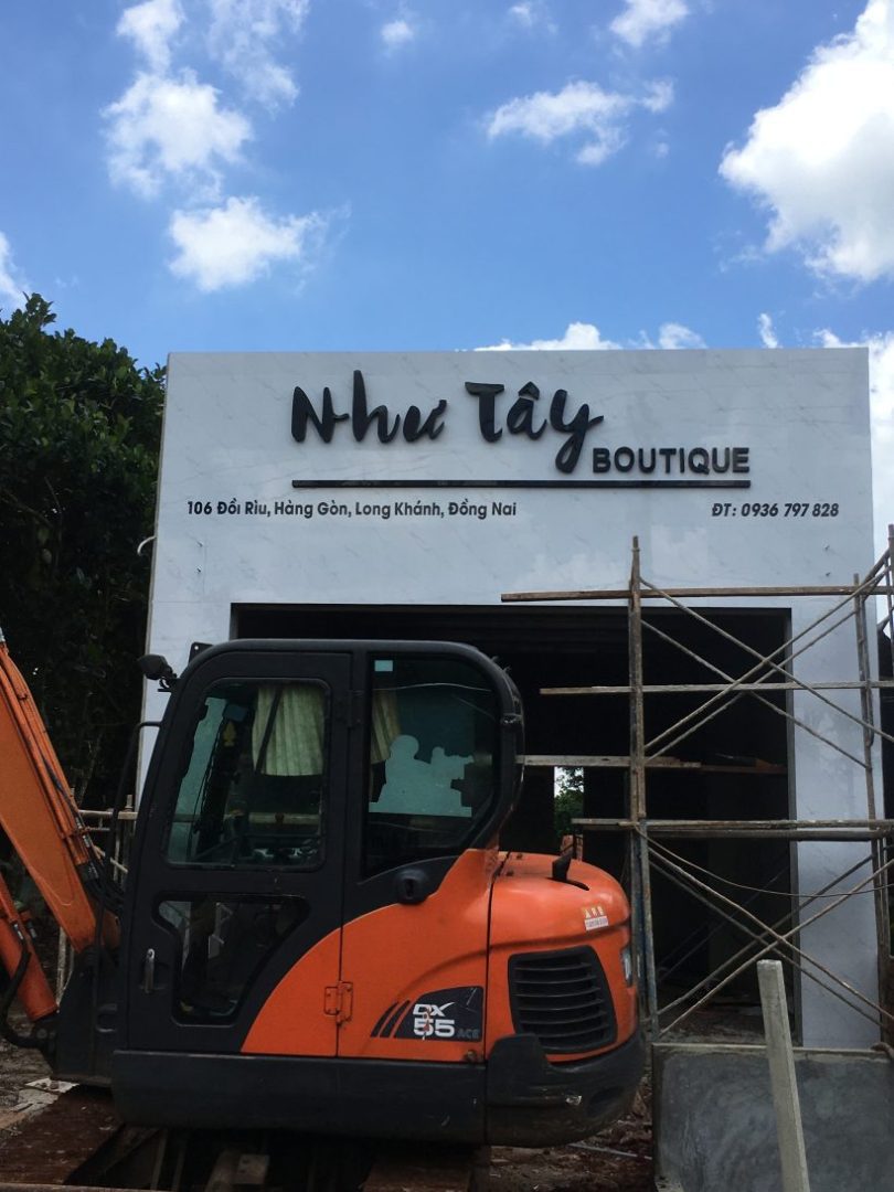 Chất Liệu Thiết Kế Bảng Hiệu Bền Đẹp