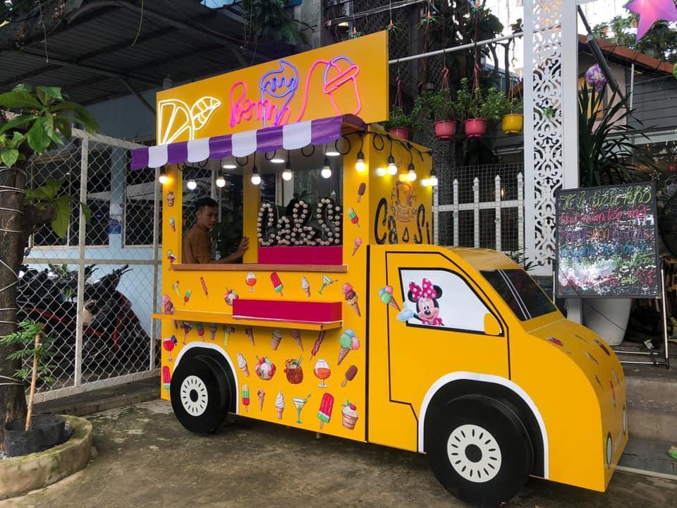 Làm Bảng Hiệu Kinh Doanh Cho Quầy Xe Cafe Di Động